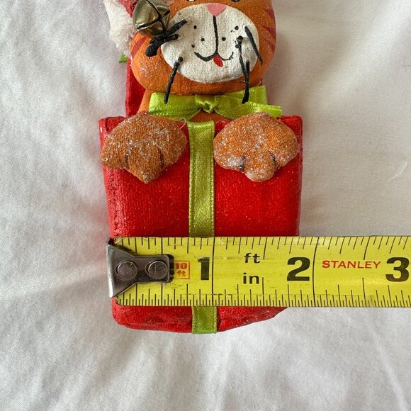 Christmas Cat Gift Ornament - Picture 12 of 12